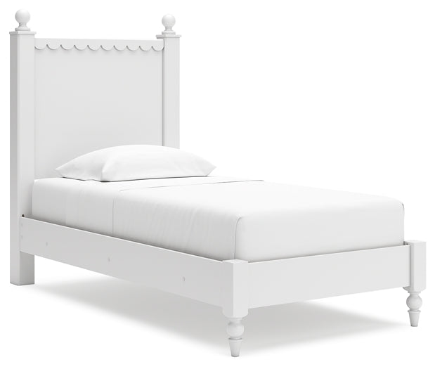 Mollviney  Panel Bed